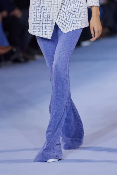 Look 39